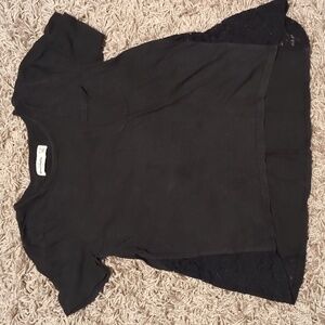 ❤️ 4/$20 Abercrombie Kids Black T-shirt with Lace Detailing.